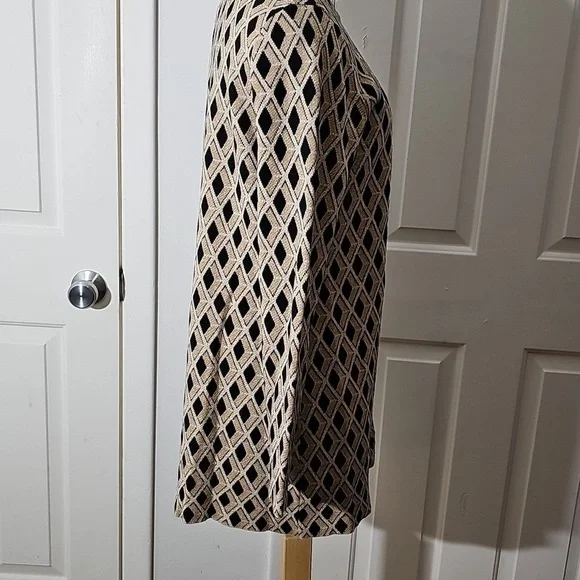 J.McLaughlin open cardigan long length sweater. Geometric print. Gold/black. Lg - Picture 4 of 10